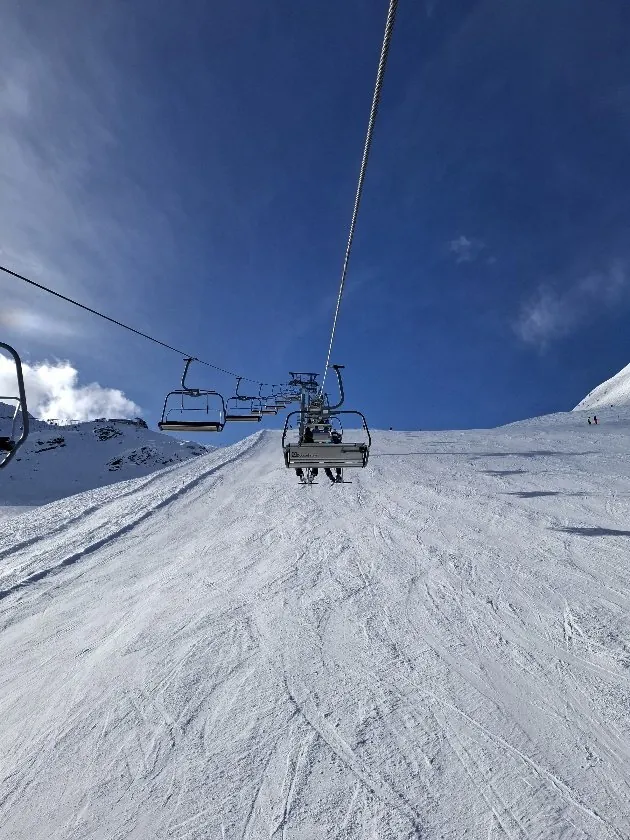 Axamer Lizum: snowboard y esquí cerca de Innsbruck details