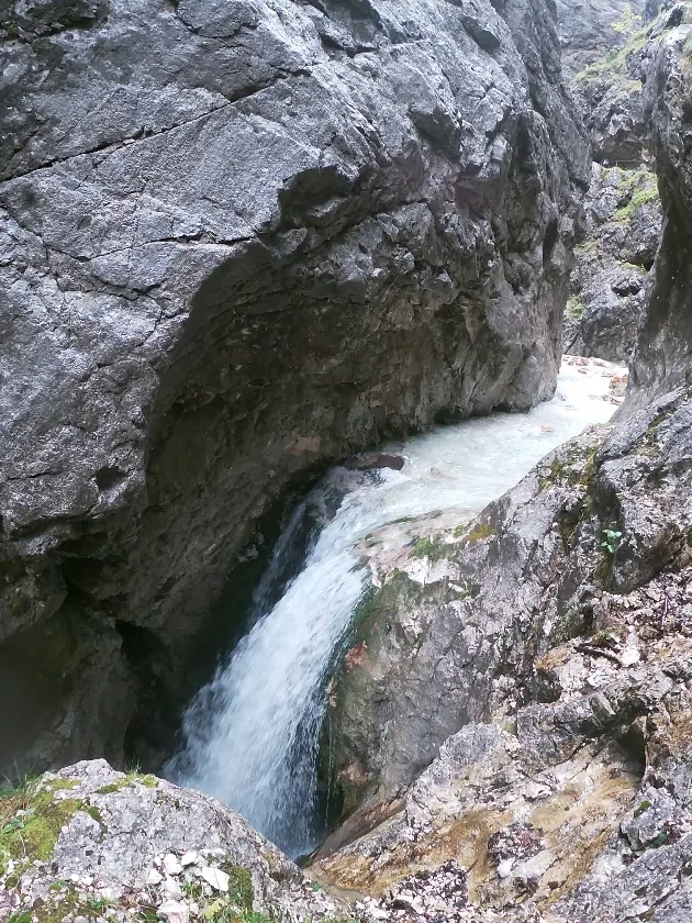 Höllentalklamm: Hiking Through Bavaria's Wildest Gorge tips